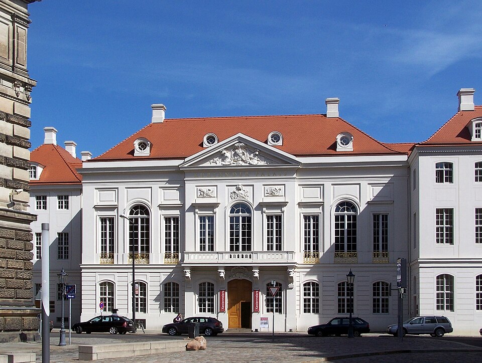 Kurländer Palais