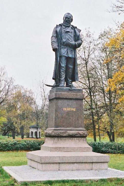 Karl-Heine-Denkmal